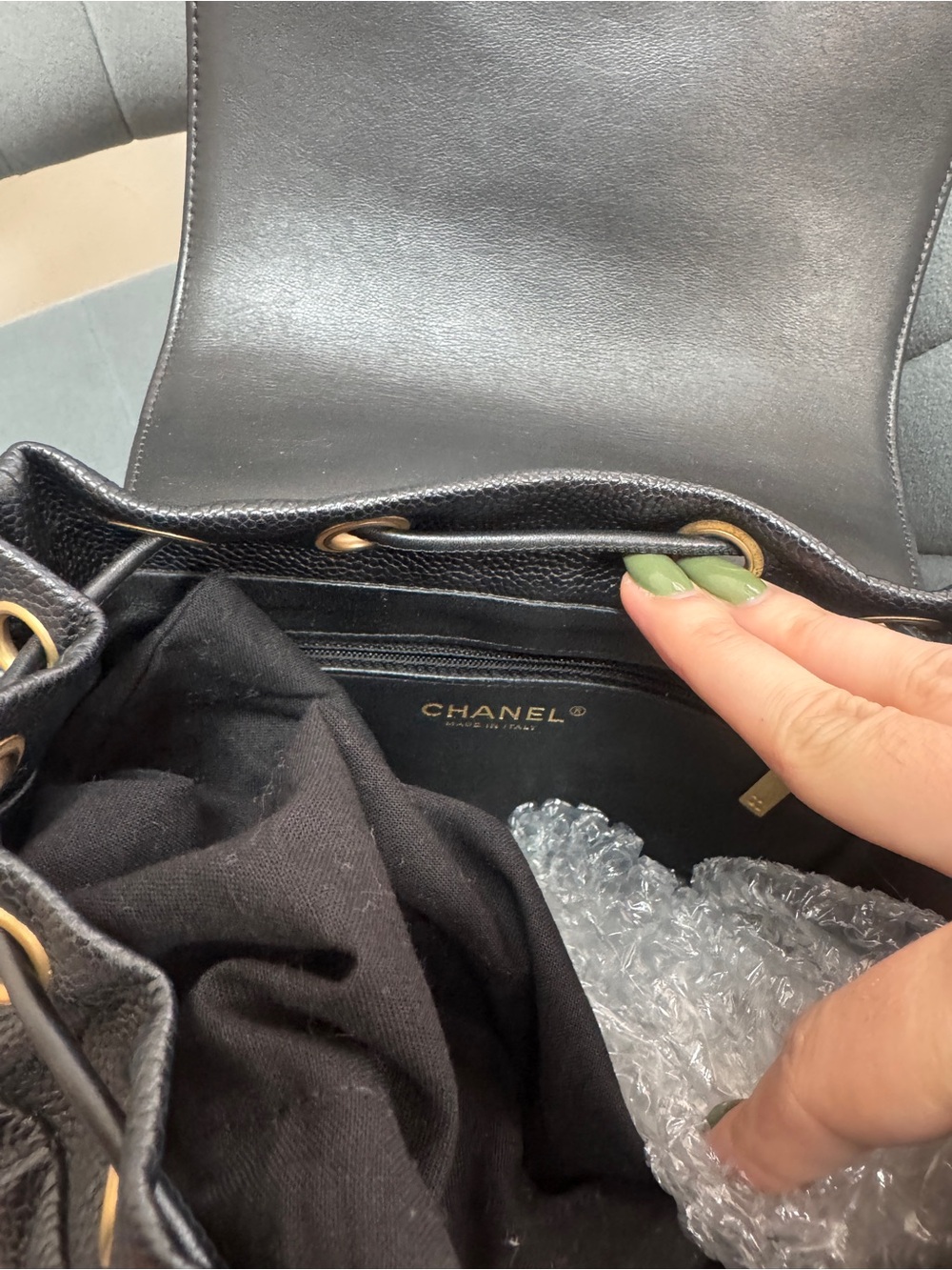 CHANEL Filigree Backpack - Picture 5 of 10